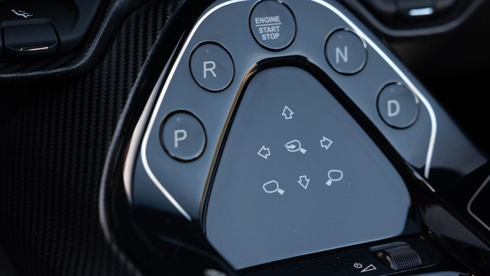 V12 SPEEDSTER "MAVERICK EDITION"