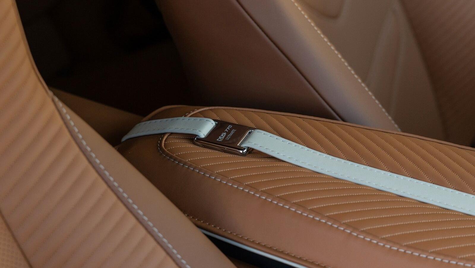 DBS 770 Ultimate Coupe | Titanium  Exhaust