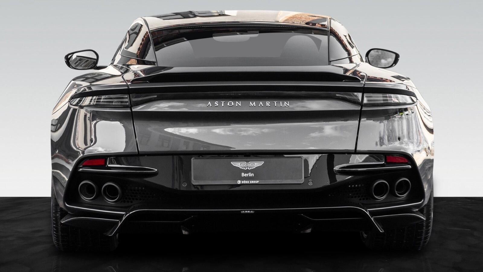 DBS 770 Ultimate Coupe | Titanium  Exhaust