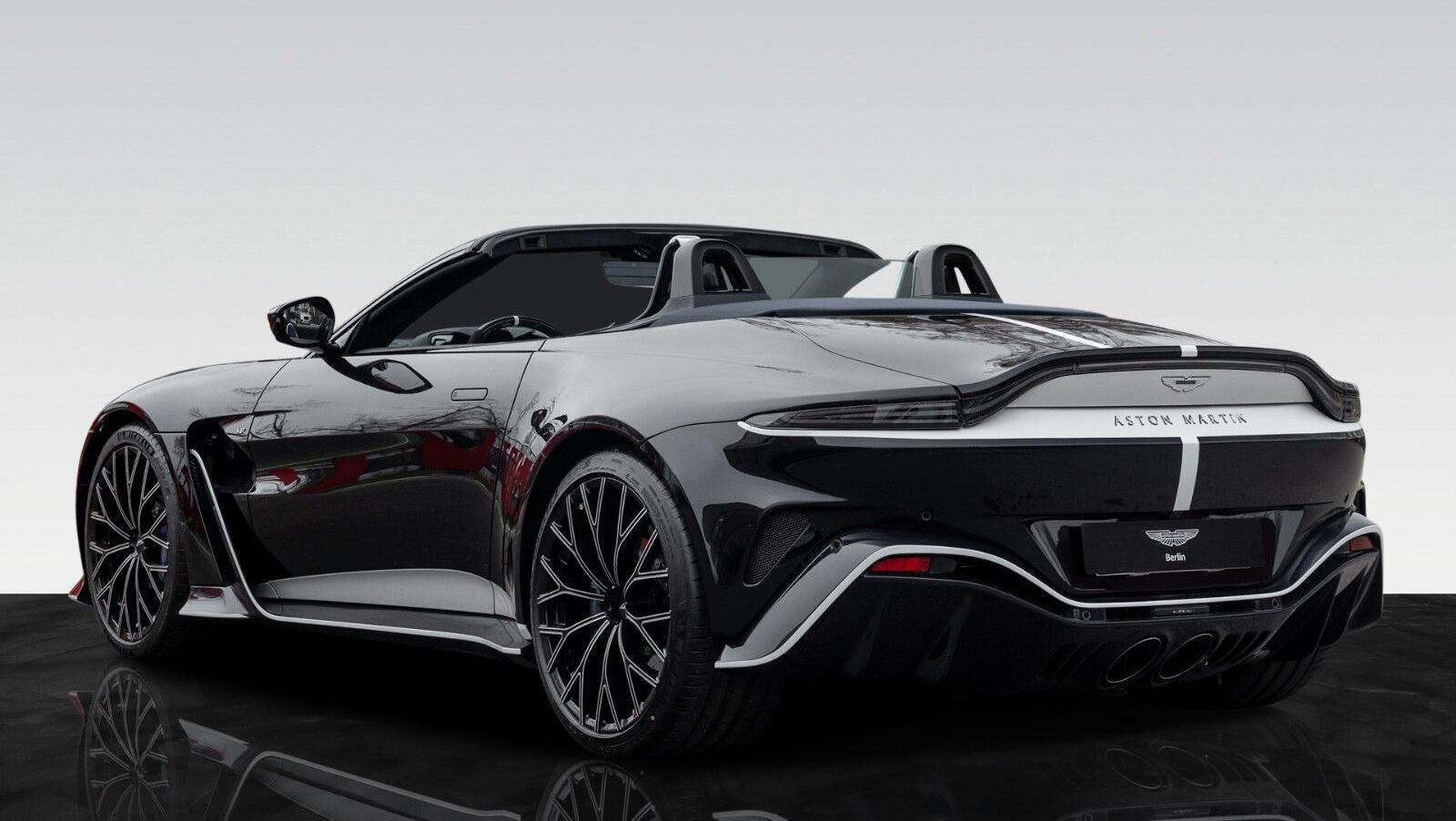 V12 Vantage Roadster | Q - Einzelst&uuml;ck | Blue CF