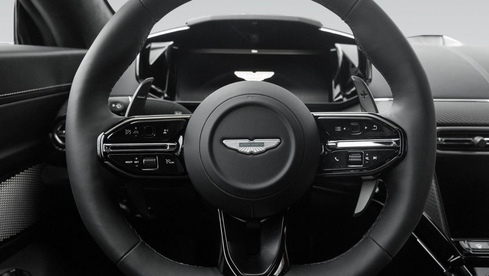 Vantage MY25 | Bowers & Wilkins Audio