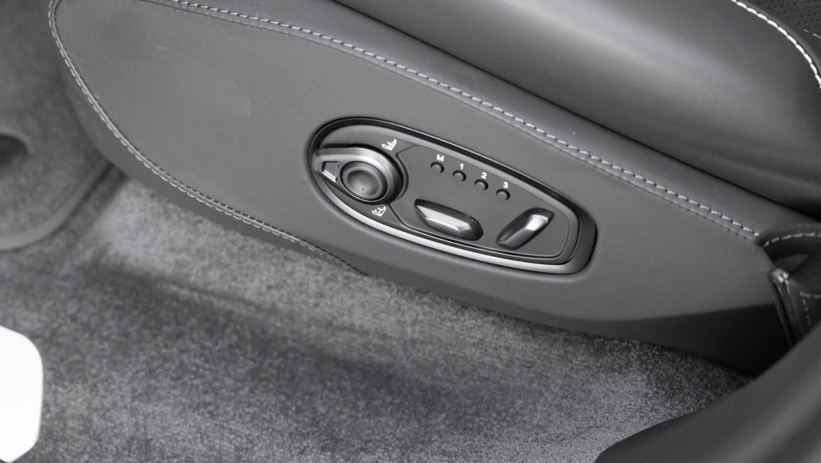 DBX707 | Remote Heat | Signature Paint