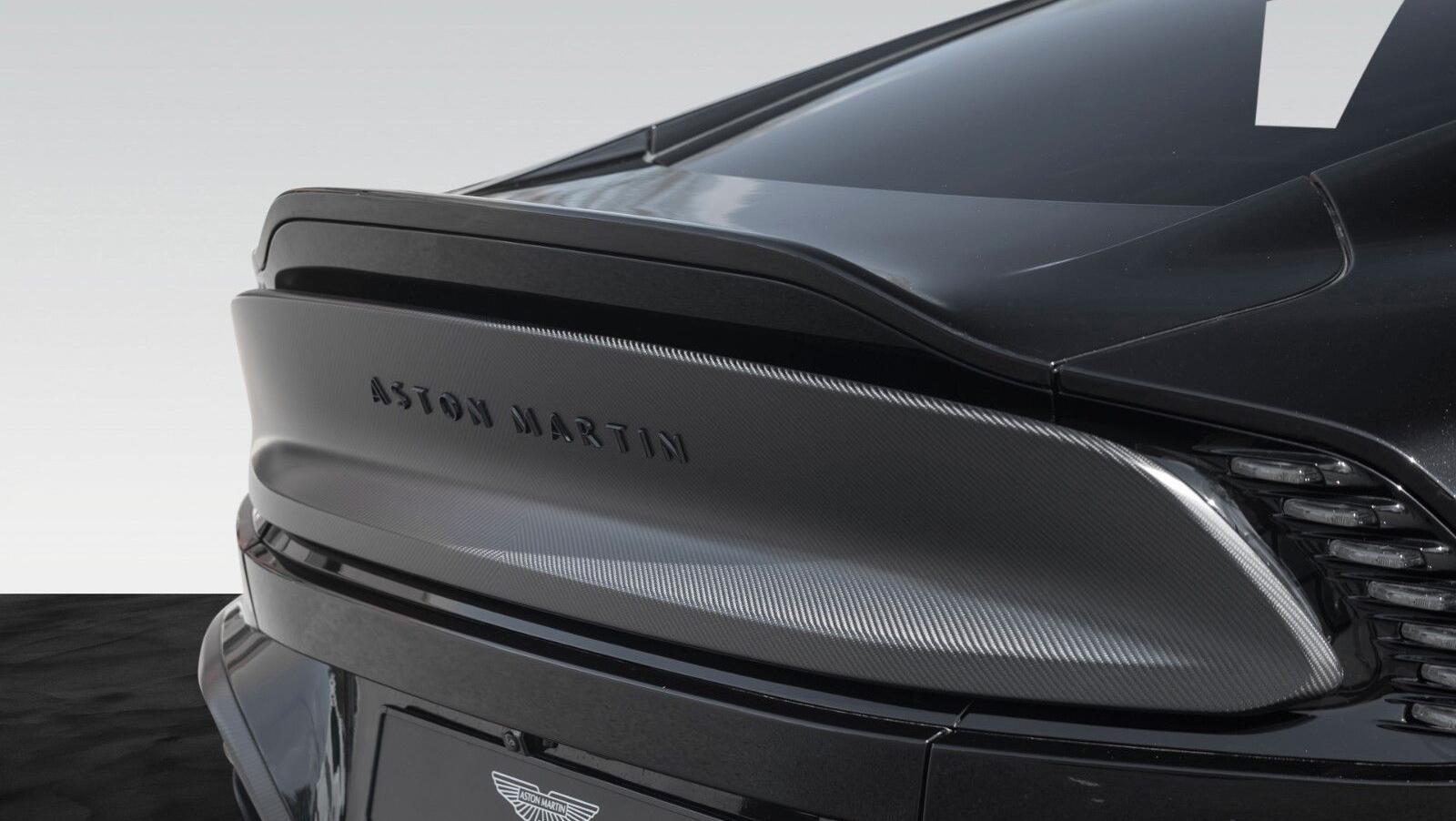 Vanquish | Full Satin Carbon | Titan Auspuff