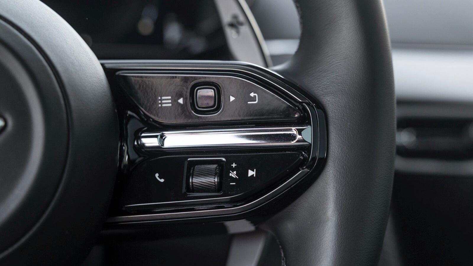 Vanquish | Full Satin Carbon | Titan Auspuff