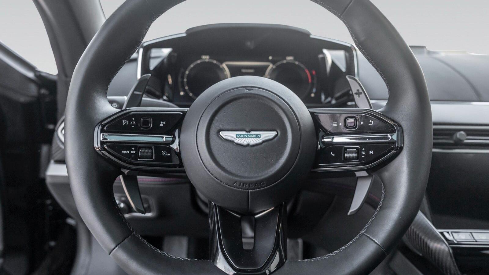 Vanquish | Full Satin Carbon | Titan Auspuff