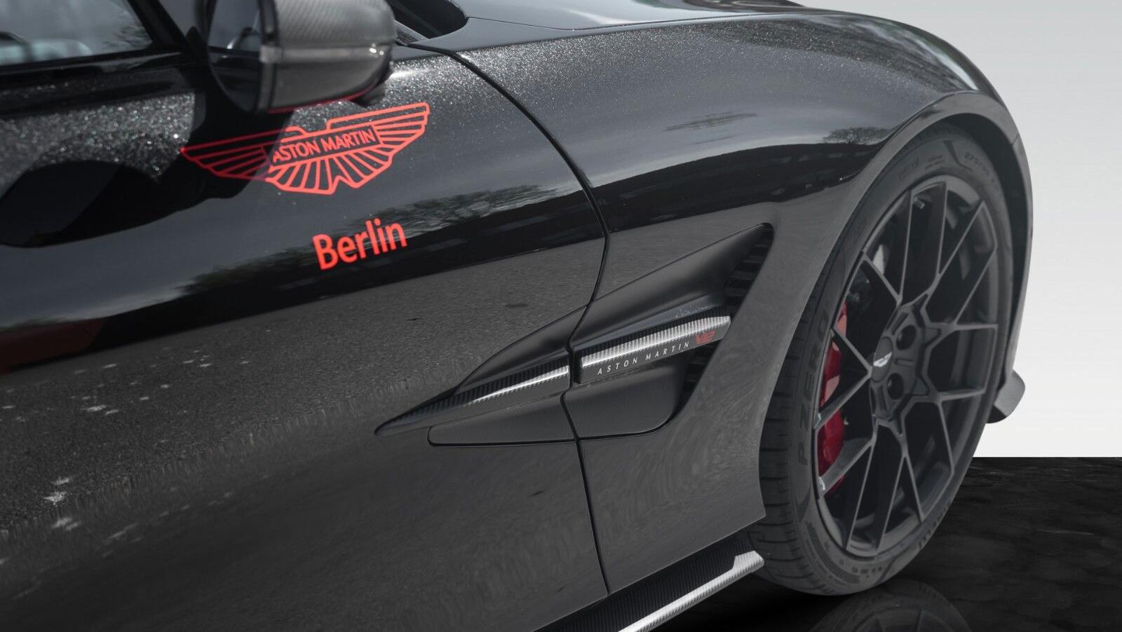 Vanquish | Full Satin Carbon | Titan Auspuff