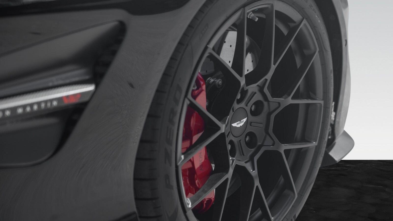 Vanquish | Full Satin Carbon | Titan Auspuff