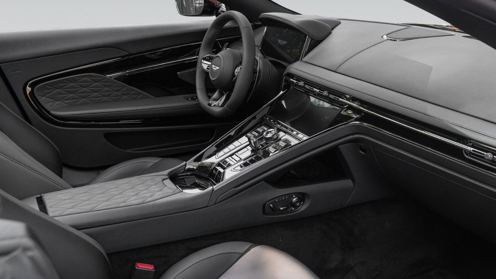DB12 Volante | Onyx Black | Duotone Interieur