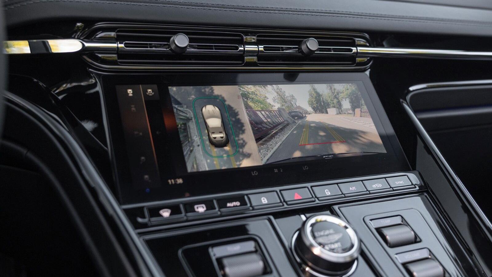 DB12 Volante | Onyx Black | Duotone Interieur