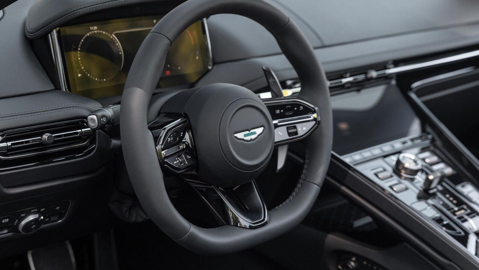 DB12 Volante | Onyx Black | Duotone Interieur