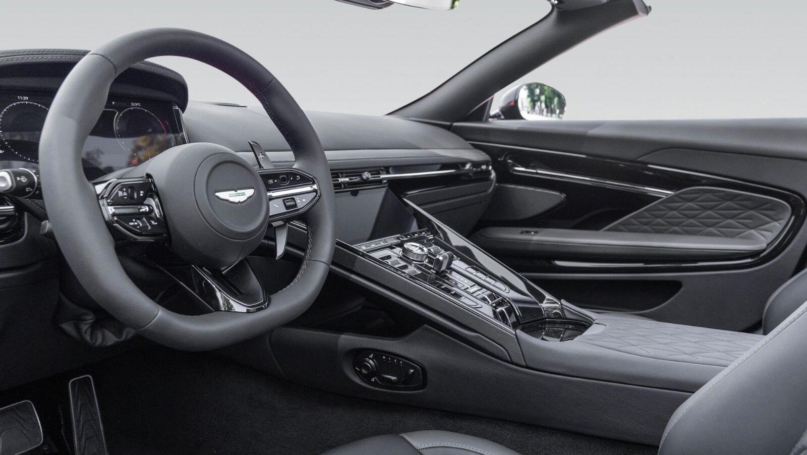 DB12 Volante | Onyx Black | Duotone Interieur