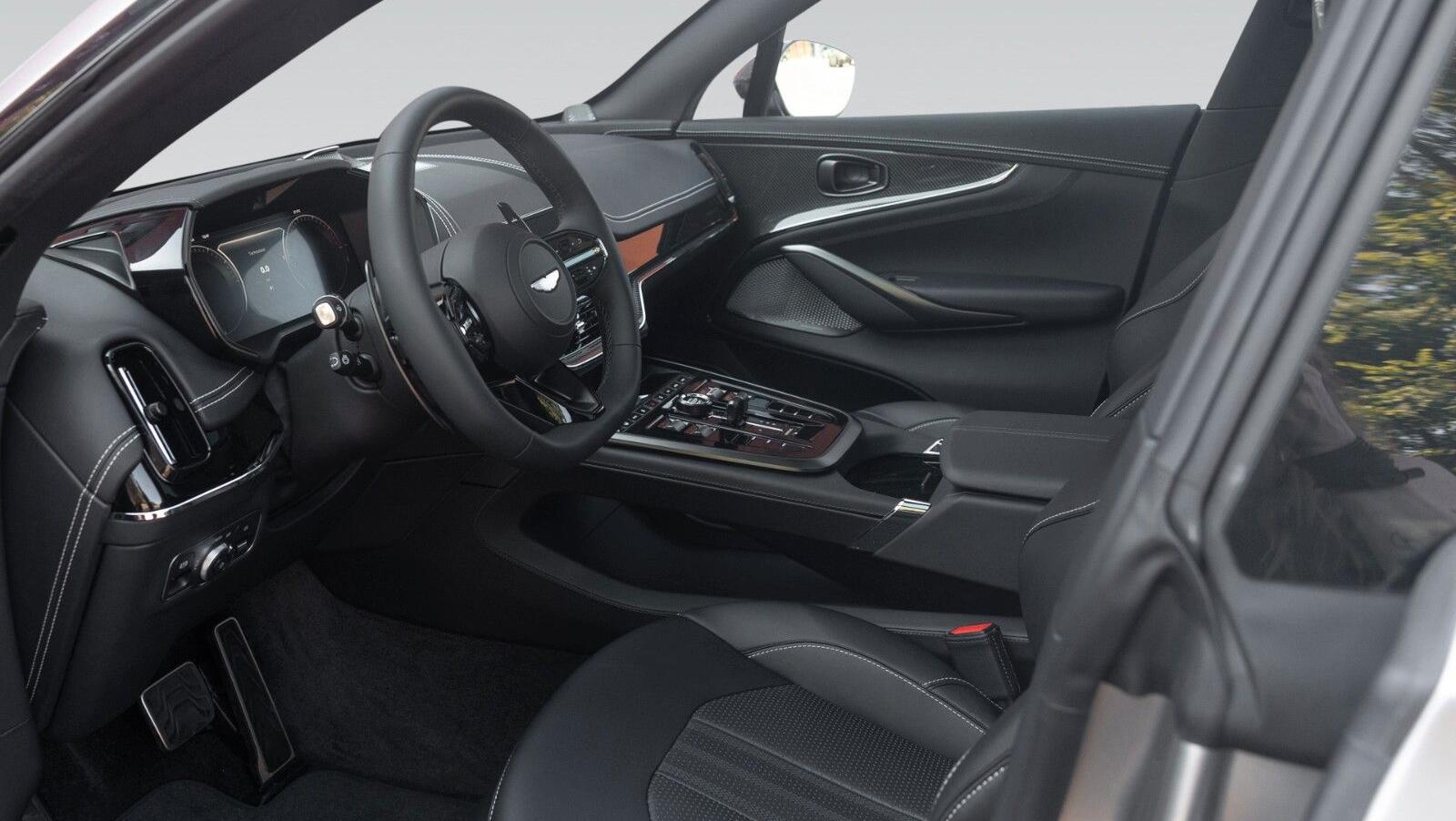 DBX707 | Bowers& Wlkins |  Carbon Exterior Pack