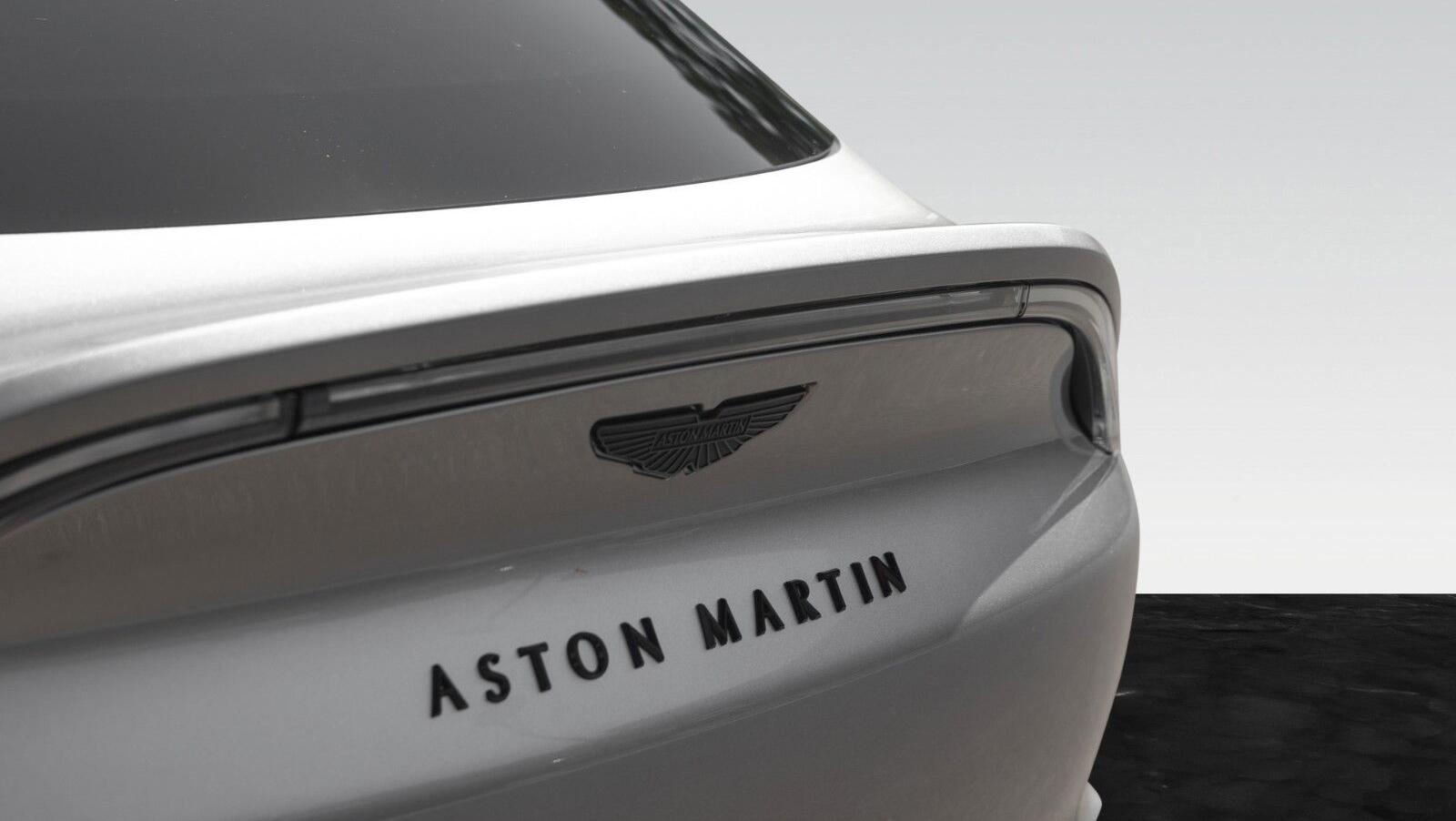 DBX707 | Bowers& Wlkins |  Carbon Exterior Pack