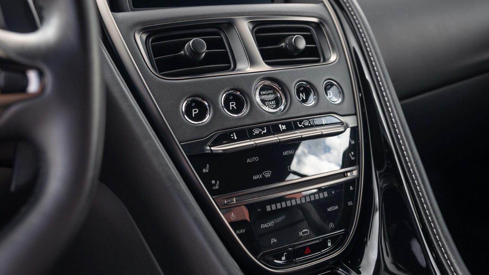 DBS Superleggera | Special Paint | PPF