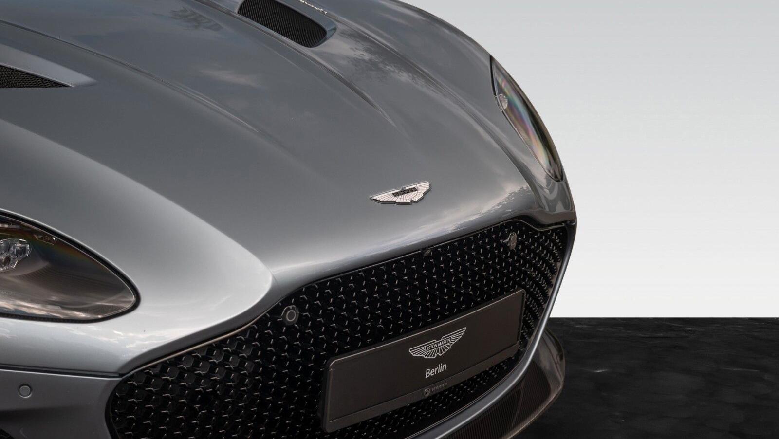 DBS Superleggera | Special Paint | PPF