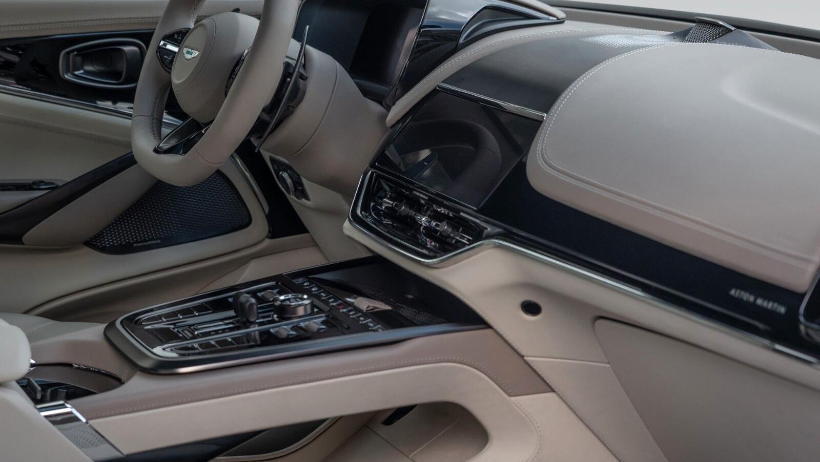 DBX707 | Bowers& Wlkins |