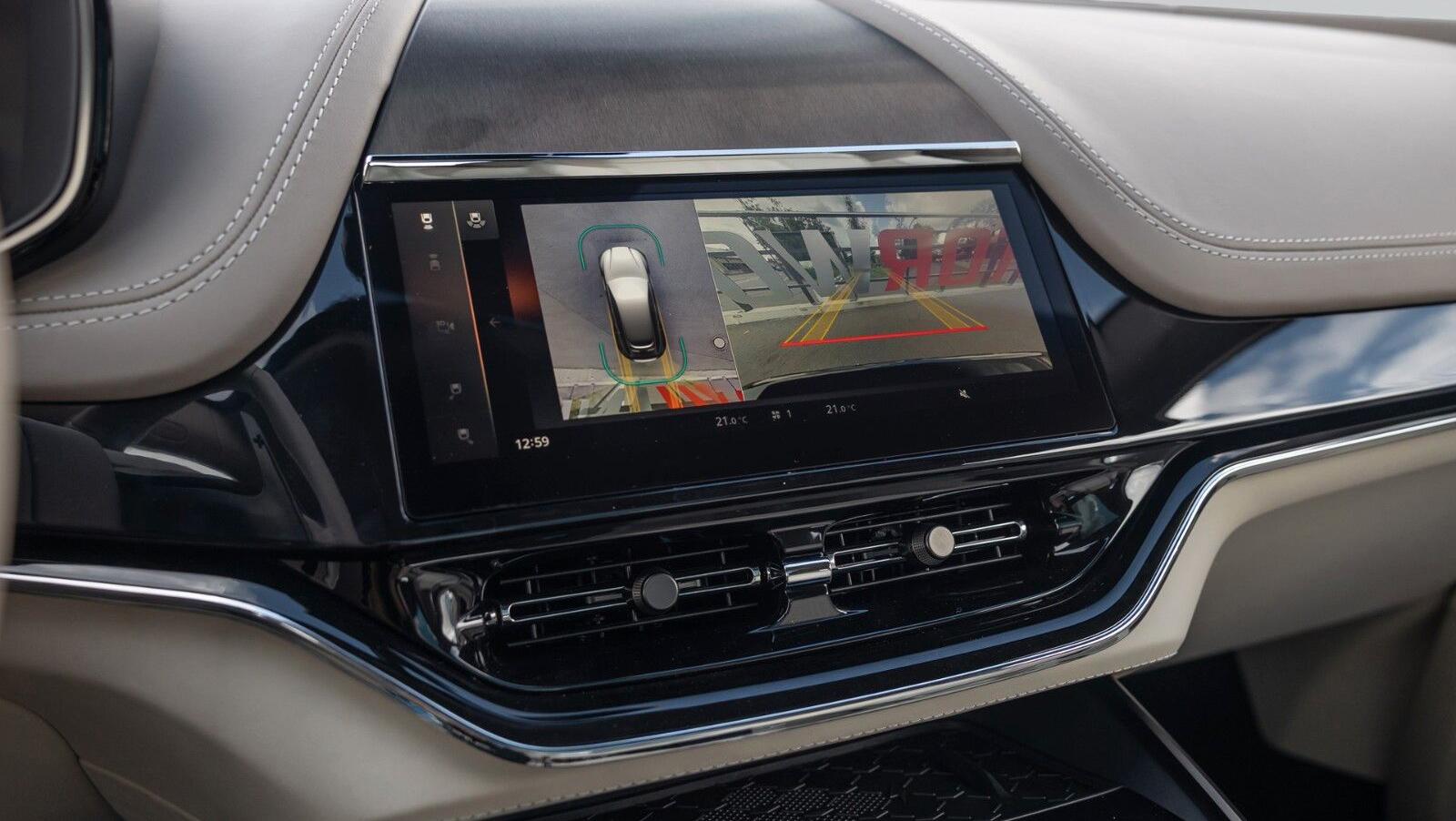 DBX707 | Bowers& Wlkins |