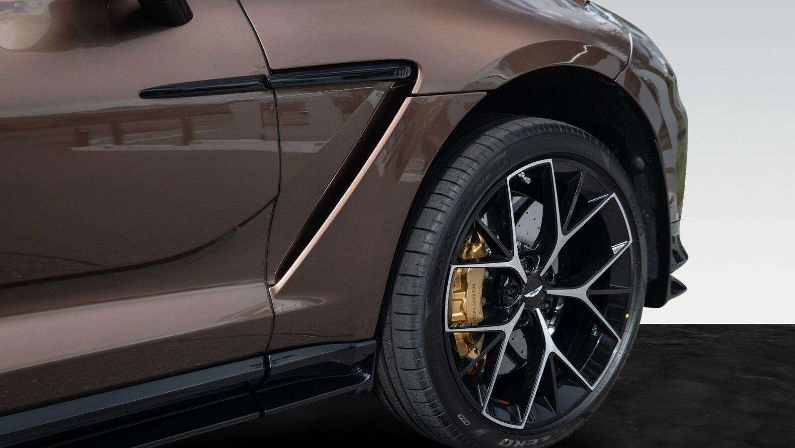 DBX707 | Bowers& Wlkins |