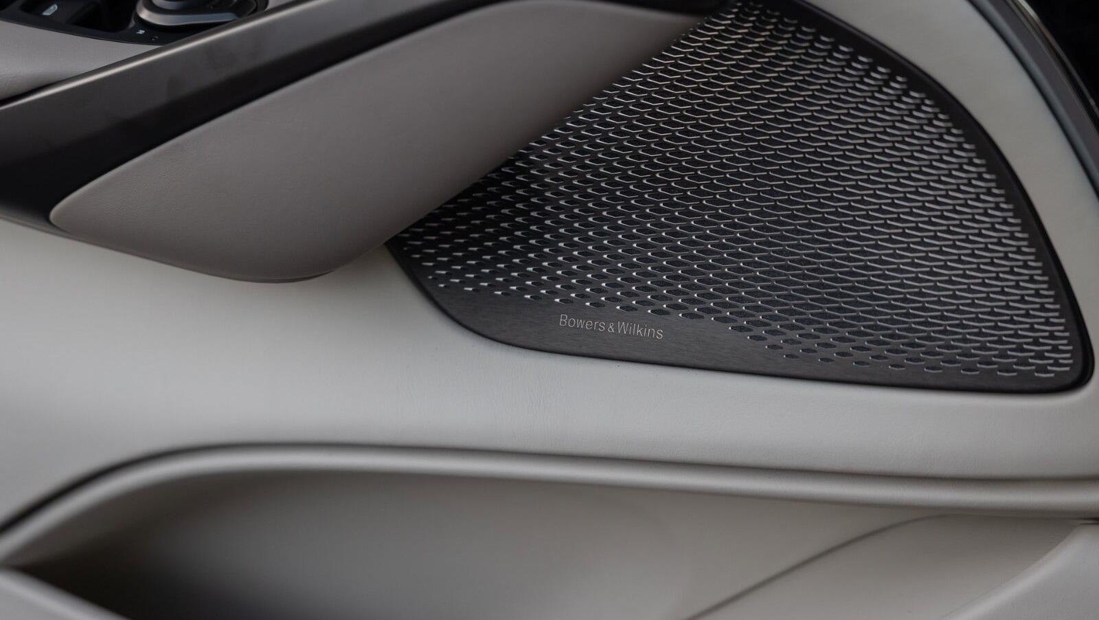 DBX707 | Bowers& Wlkins |