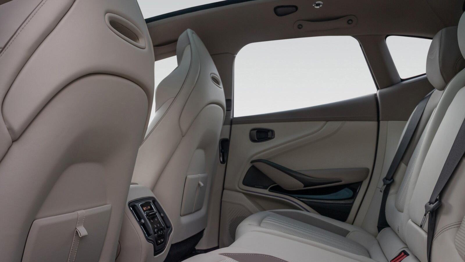 DBX707 | Bowers& Wlkins |