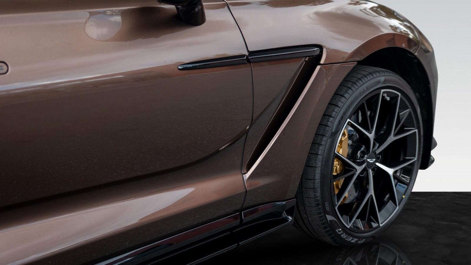 DBX707 | Bowers& Wlkins |