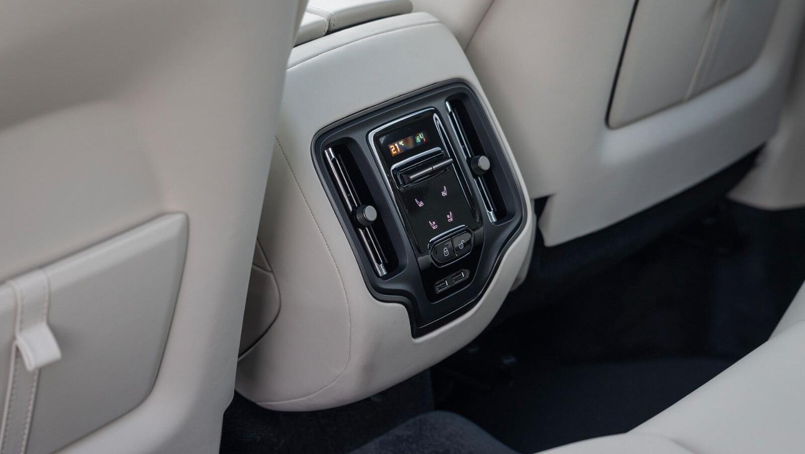 DBX707 | Bowers& Wlkins |