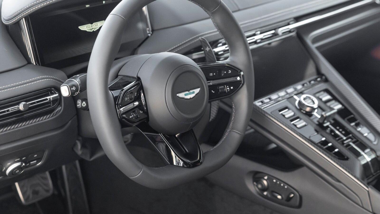 DB12 | Bowers & Wilkins | Int. Carbon