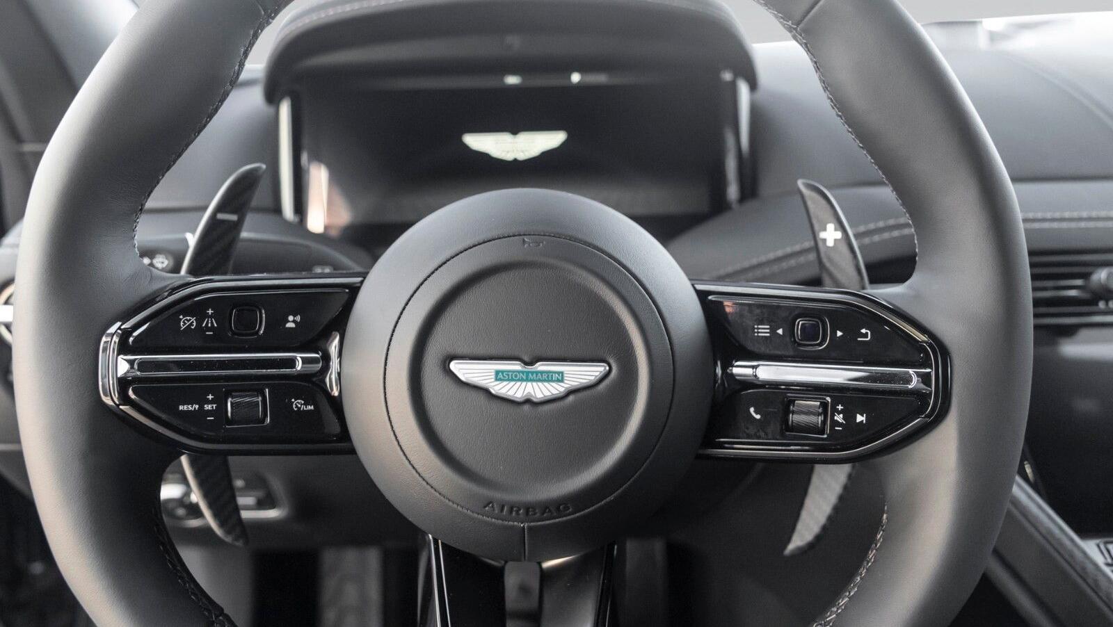 DB12 | Bowers & Wilkins | Int. Carbon