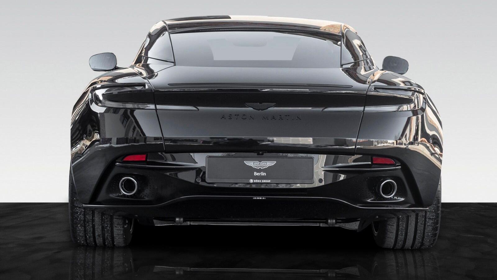 DB12 | Bowers & Wilkins | Int. Carbon