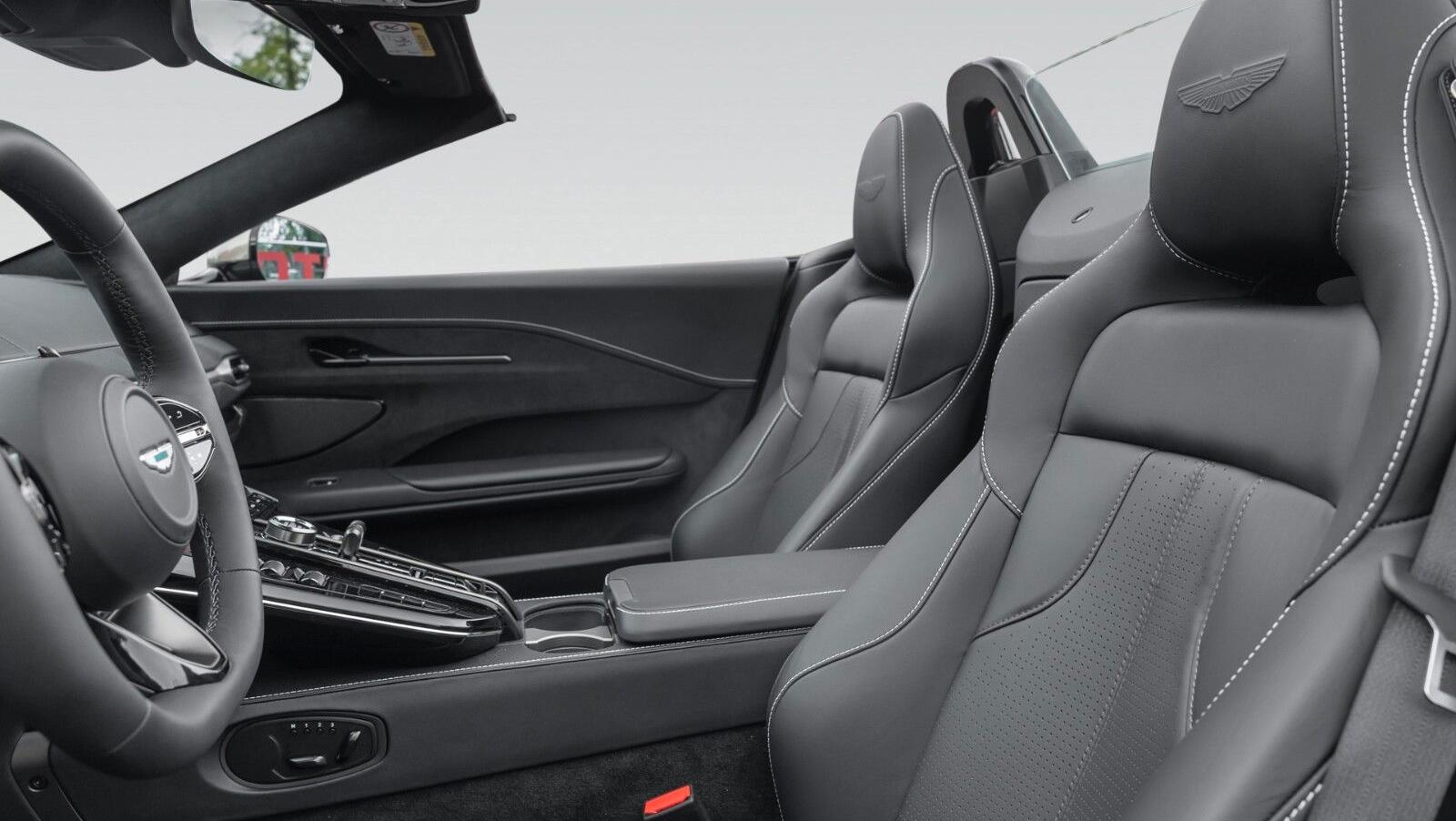 Vantage Roadster MY26 | Titanium Grey