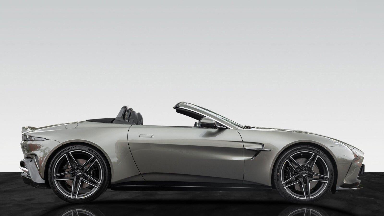 Vantage Roadster MY26 | Titanium Grey