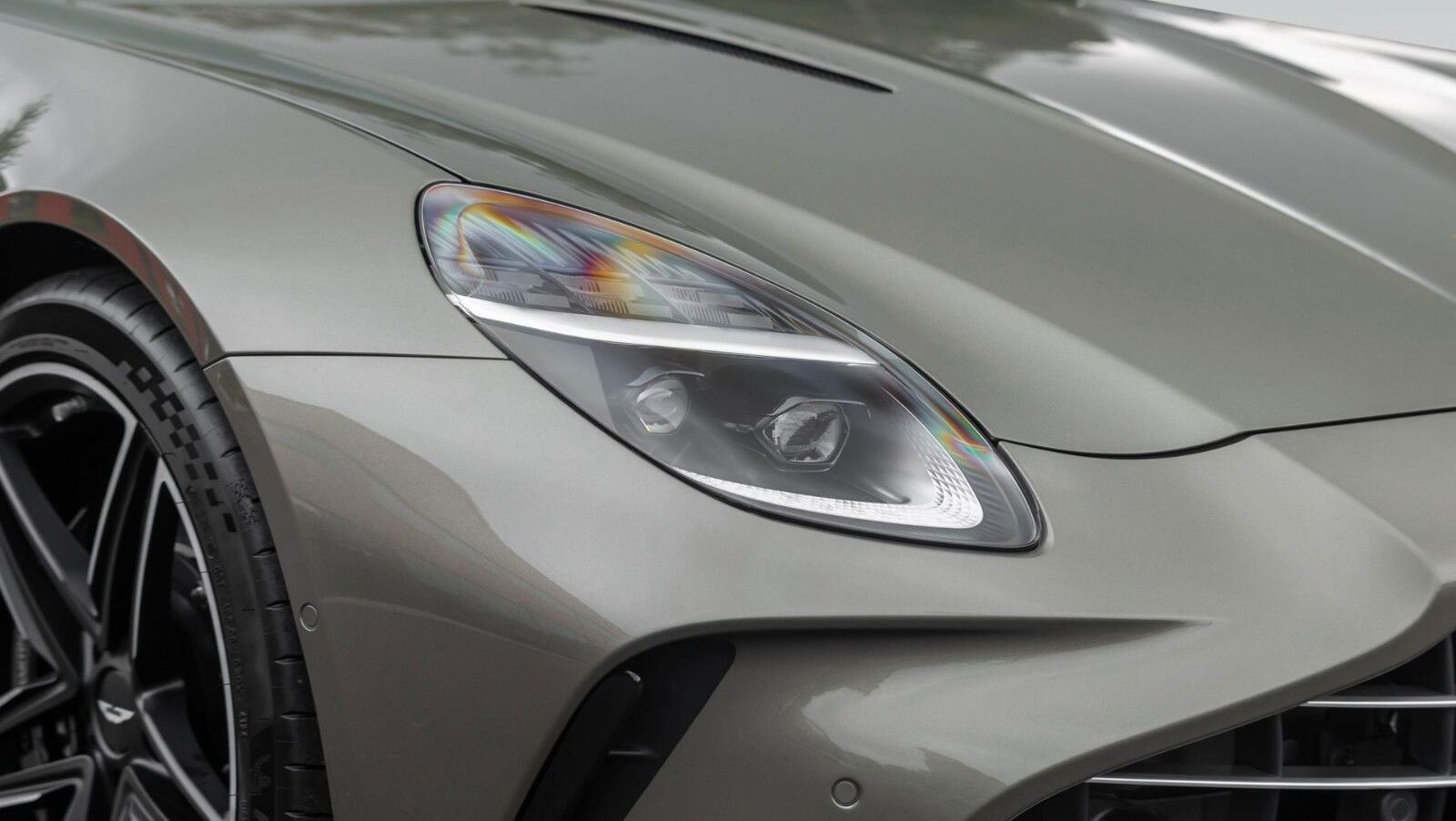 Vantage Roadster MY26 | Titanium Grey