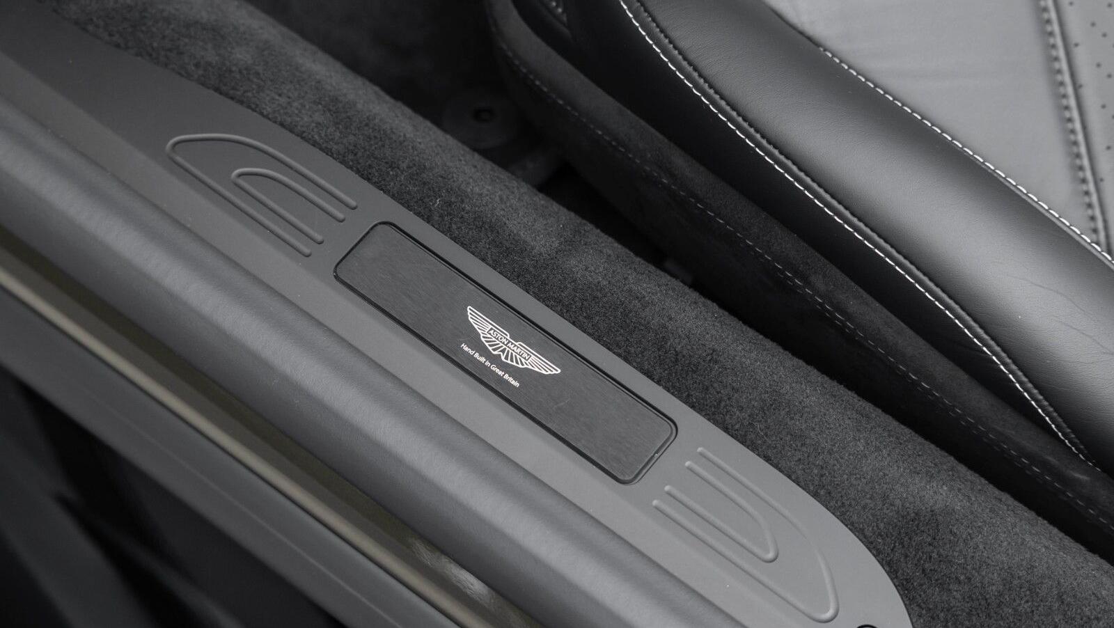 Vantage Roadster MY26 | Titanium Grey