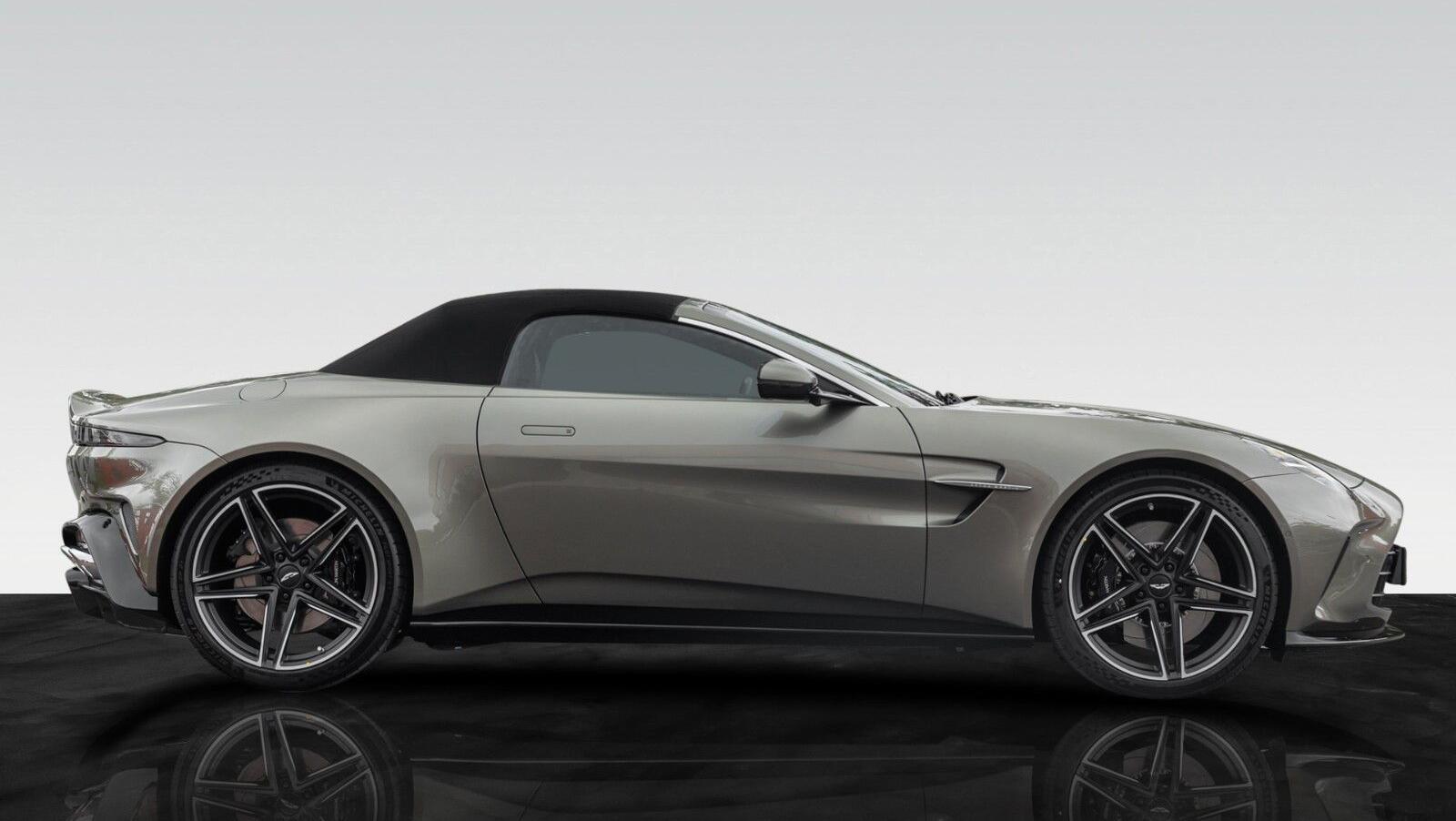 Vantage Roadster MY26 | Titanium Grey