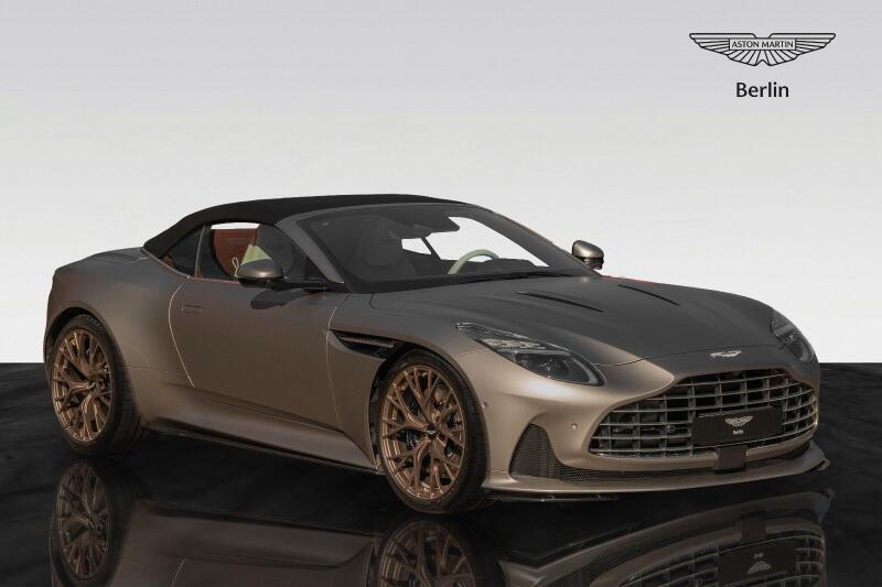 DB12 Volante | Black Pack | Bronze Rims